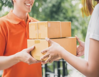 3 Ways Ecommerce Is Affecting the Same Day and Home Delivery Industry