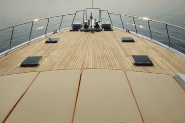 Smart Strategies for Securing Yacht Insurance