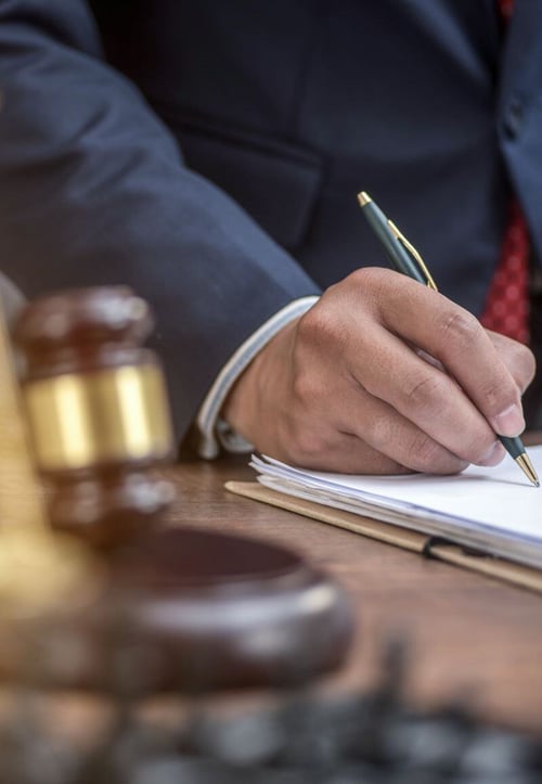 Law-Firm-Pen-Paper-800-1157