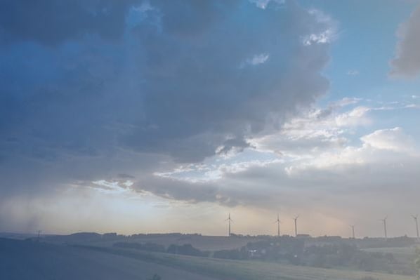 wind wheels and thundercloud