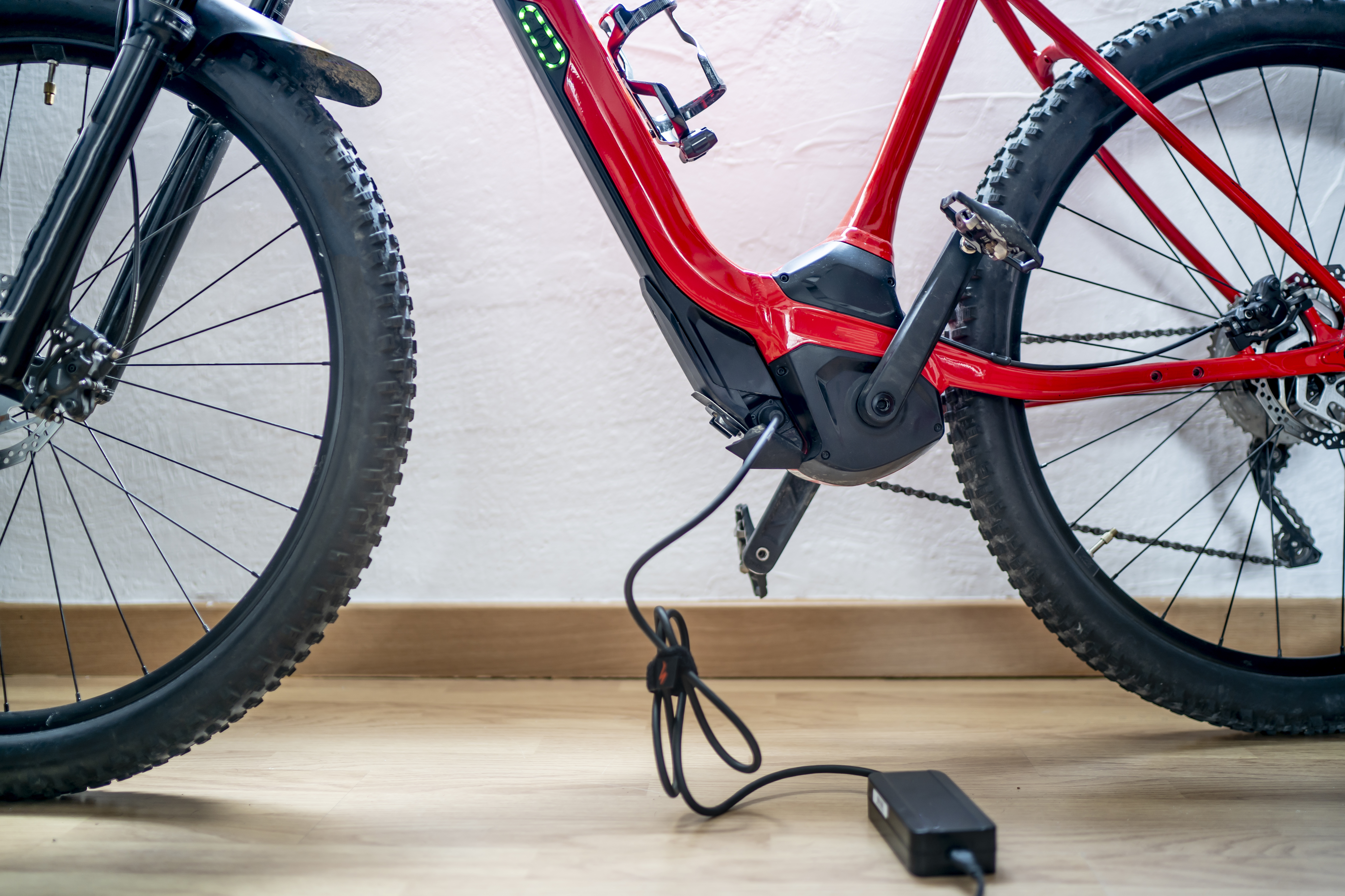 Fire Safety: Handling Lithium-Ion Batteries in E-Bikes & E-Scooters